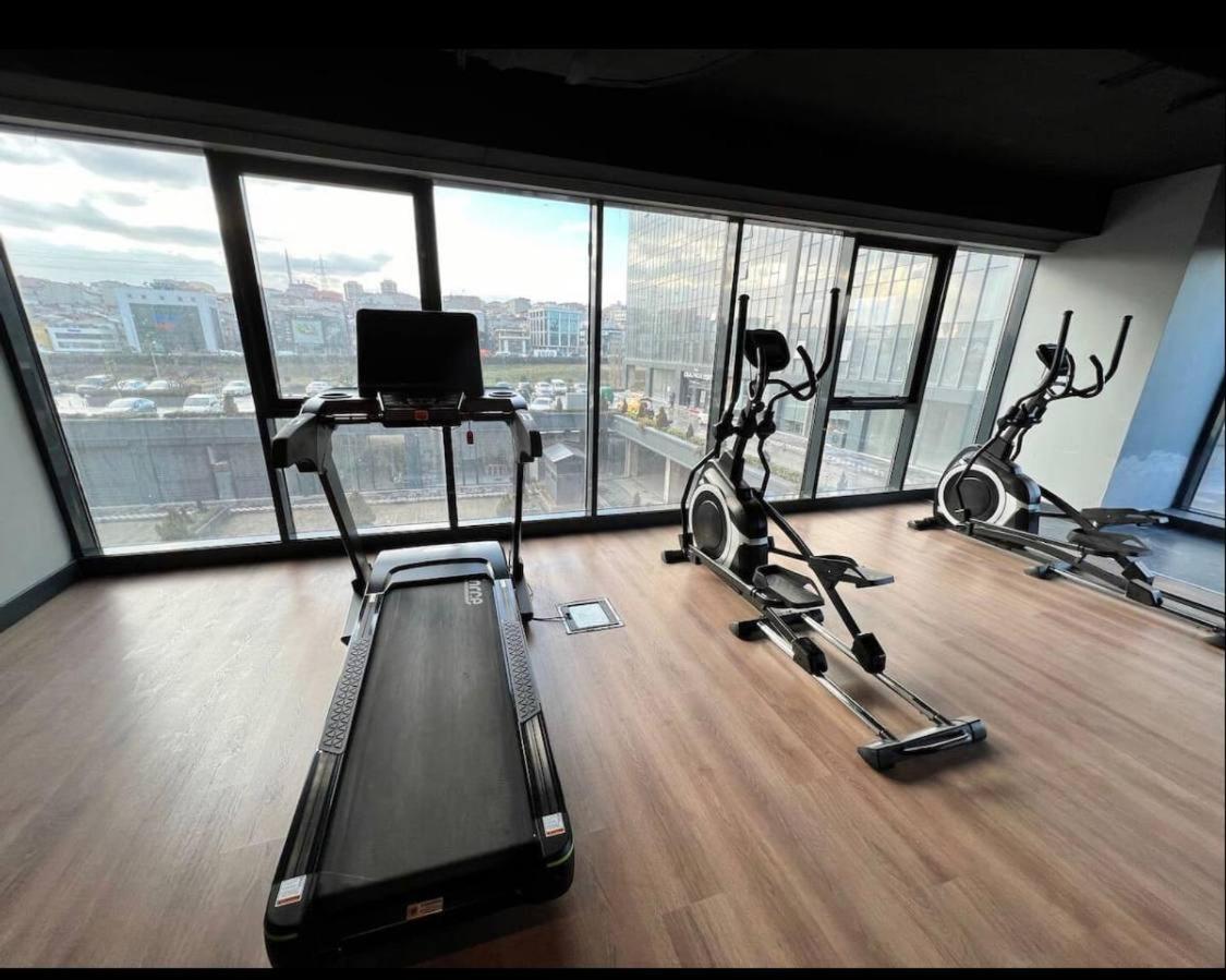 Low Price Luxury Apartment Perfect For An Amazing Stay イスタンブール エクステリア 写真